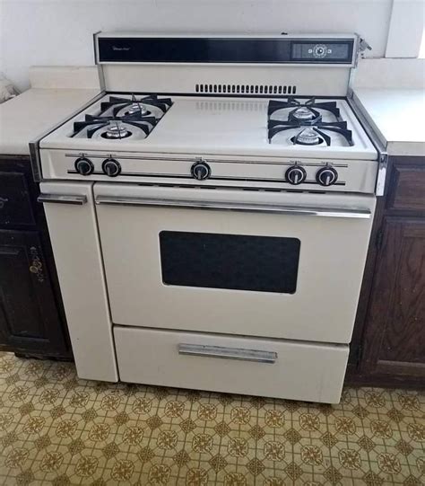 1970 magic chef gas stove
